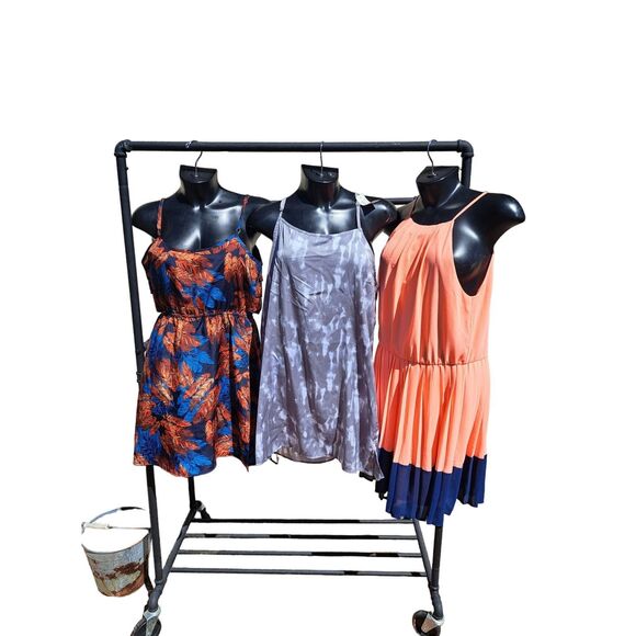 Spring Sale! Lot 26 includes 3 FAB Dresses DKNY-Xhilaration- My Michelle Large - Picture 1 of 9